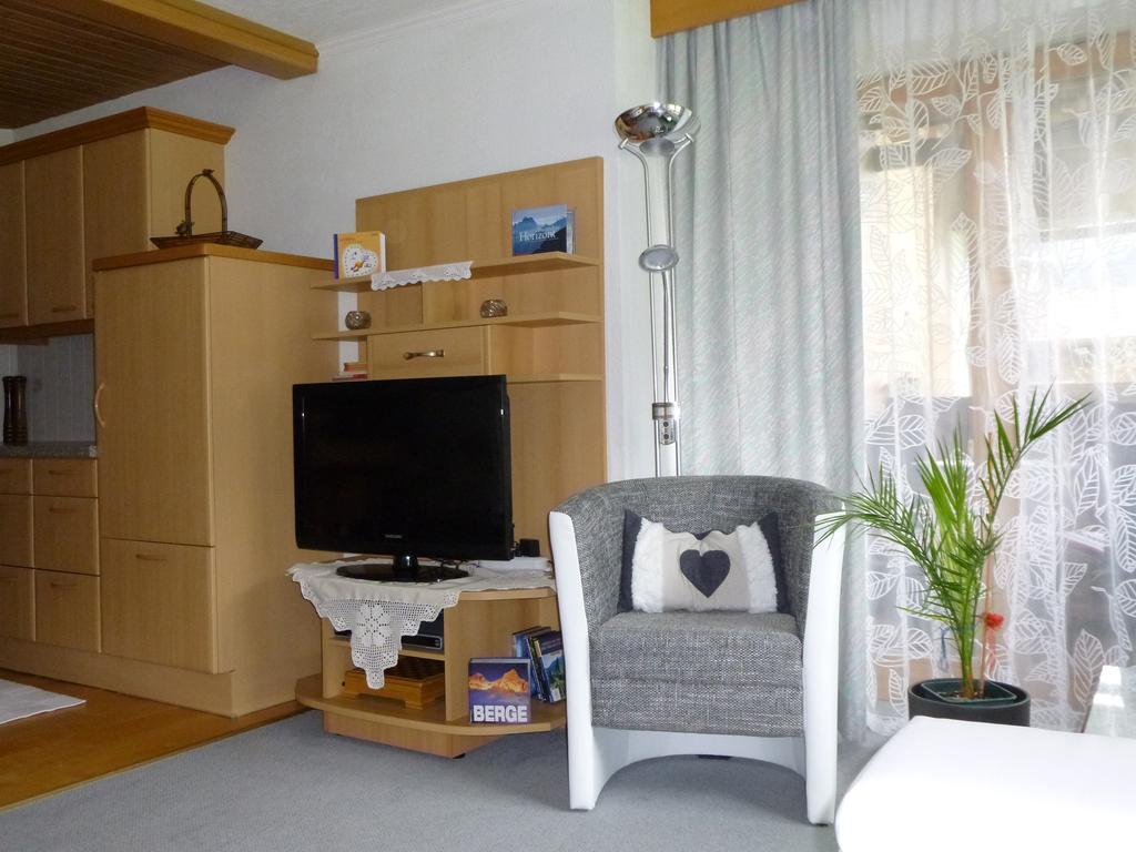 Ferienwohnungen Hauser Waidring Habitación foto